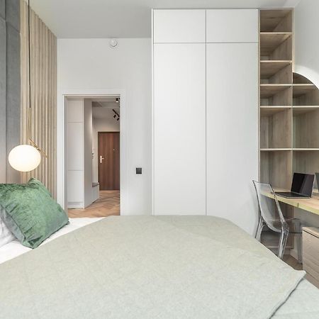 Comfy Apartments 4-5Th Floor Hanza Tower - Sauna & Pool 什切青 外观 照片