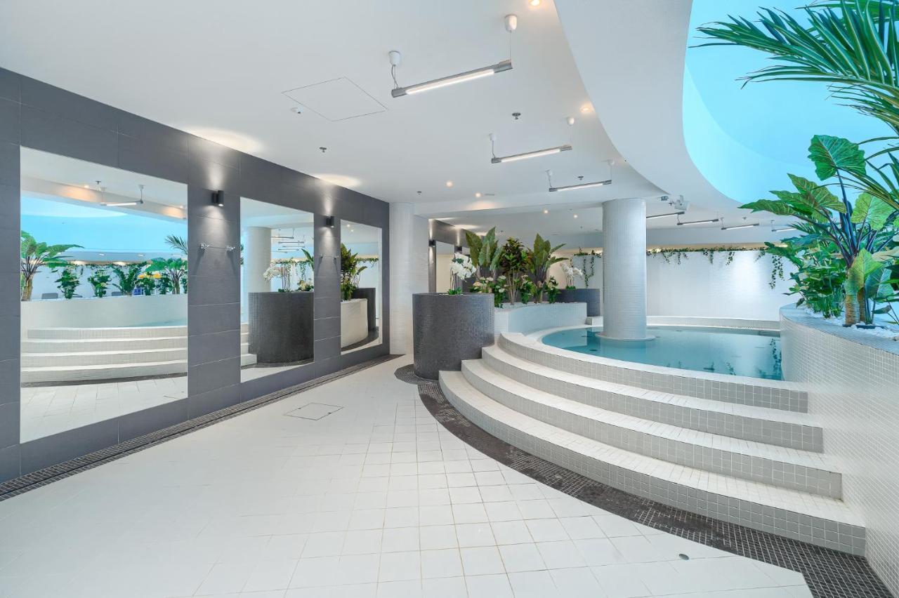 Comfy Apartments 4-5Th Floor Hanza Tower - Sauna & Pool 什切青 外观 照片